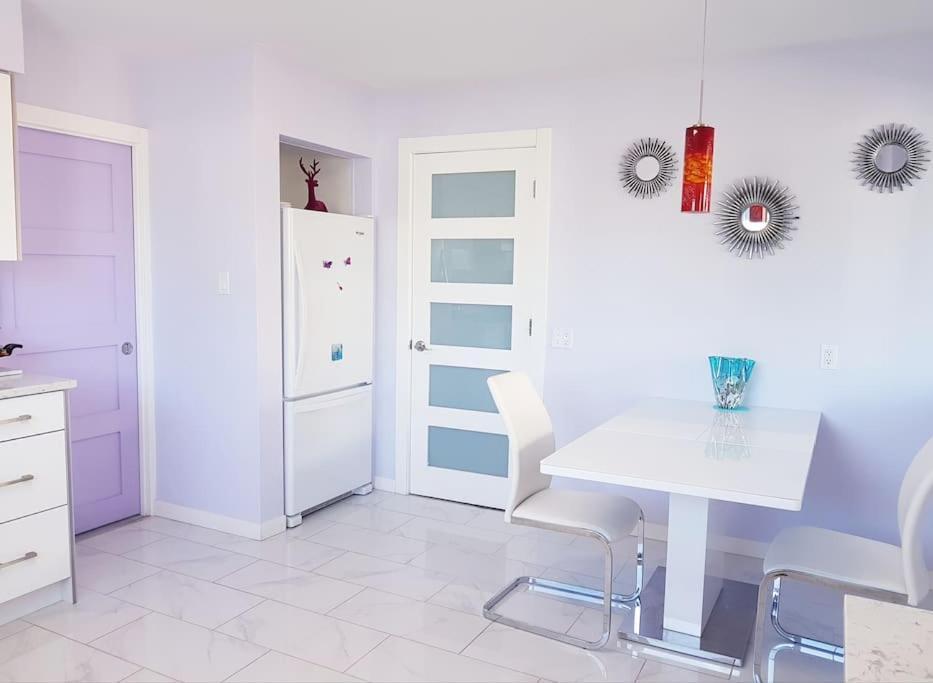 Private Single Room In A House Richmond Esterno foto