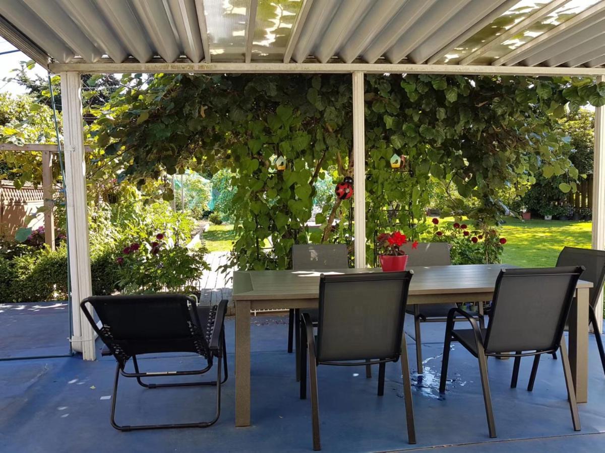 Private Single Room In A House Richmond Esterno foto